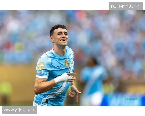 福登精彩进球助力曼城逆转胜利展现强大实力