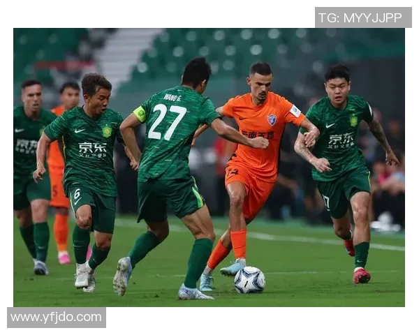 卡约与玉昆携手争夺足协杯荣耀展现足球激情与团队精神