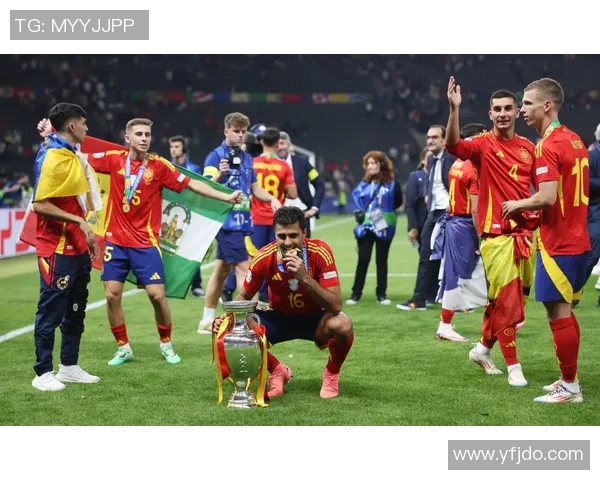 法国队力克西班牙队跻身欧洲杯半决赛:奋勇拼搏,荣耀加冕 法国队力克西班牙队跻身欧洲杯半决赛:奋勇拼搏,荣耀加冕