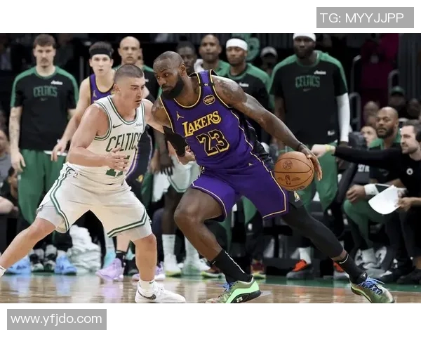 湖人球星因腹股沟伤势缺席关键比赛，球队备战受影响