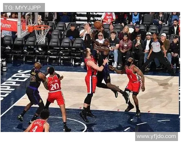 快船球迷热议：球队似乎需要更多的团结和配合来赢得比赛