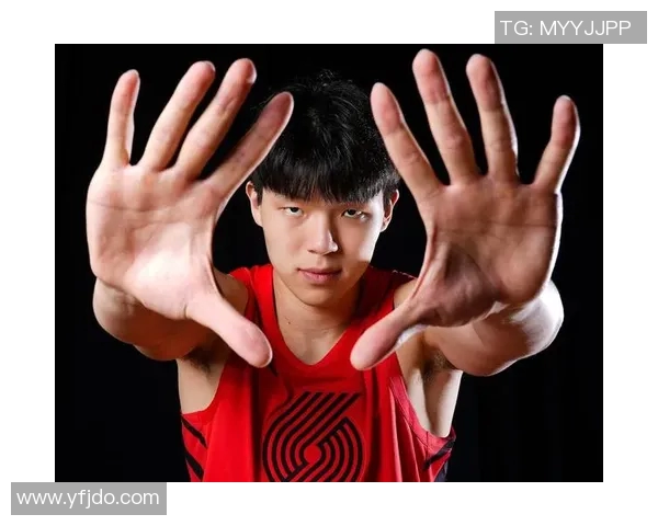 青岛国信杨瀚森:年轻力量崛起引领篮球新风潮 青岛国信杨瀚森:年轻力量崛起引领篮球新风潮